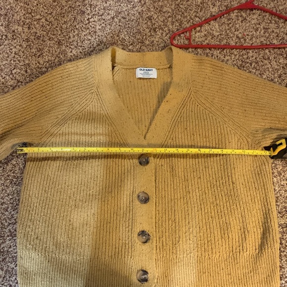 Madewell Citron tshirt & Old Navy Cardigan - Picture 11 of 13